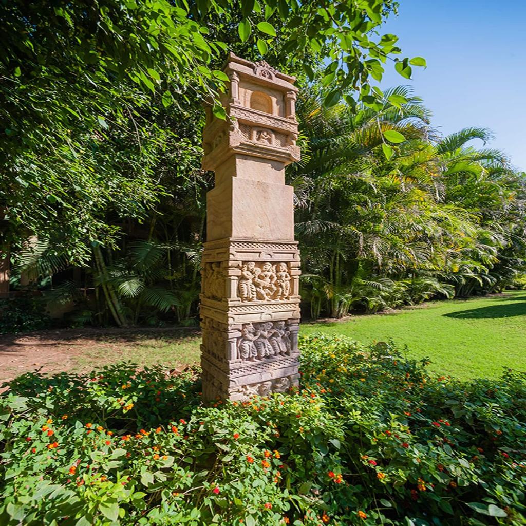 renest shraddha inn shirdi