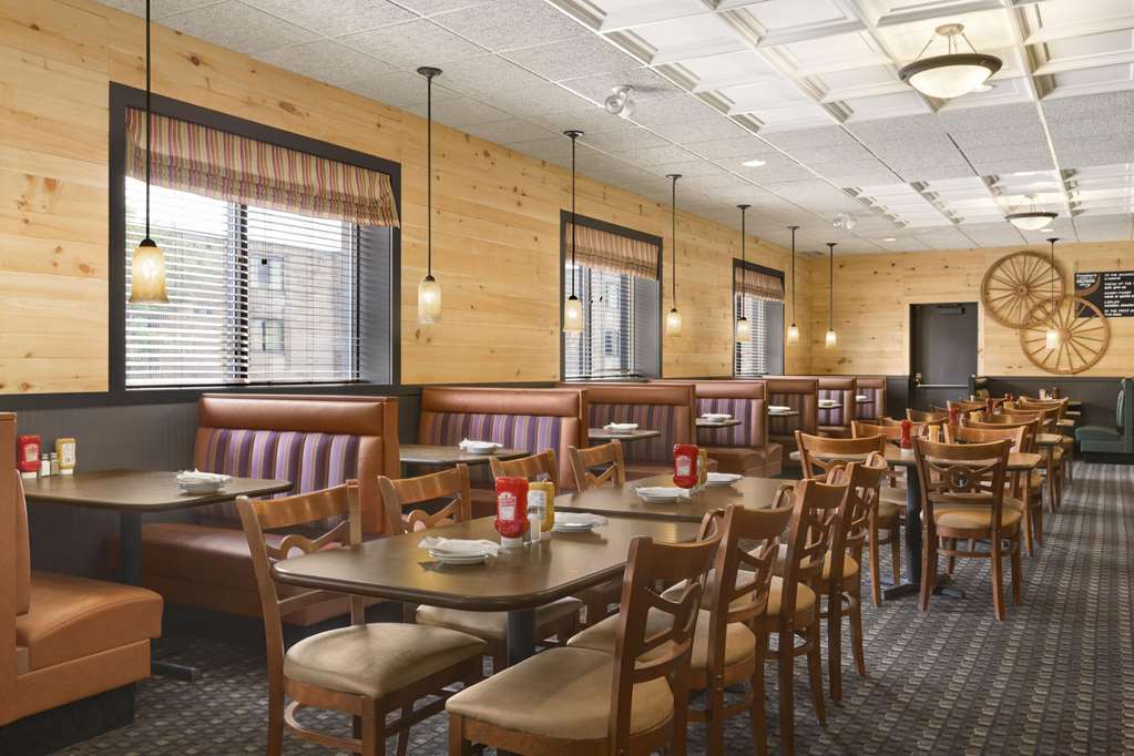 days inn by wyndham fallsview