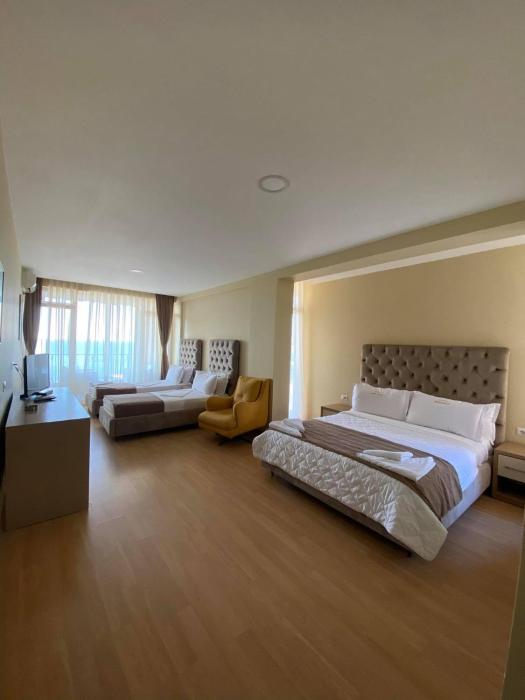 hotel frojd