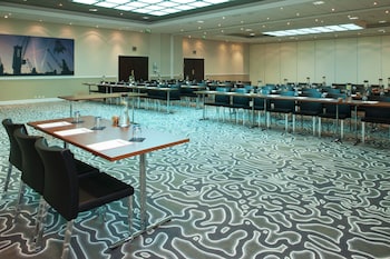 crowne plaza antwerp by ihg