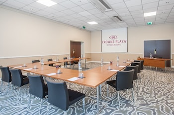 crowne plaza antwerp by ihg