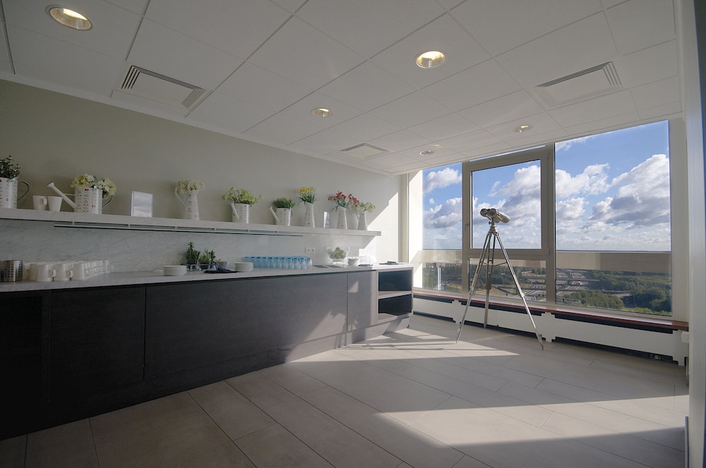 crowne plaza antwerp by ihg