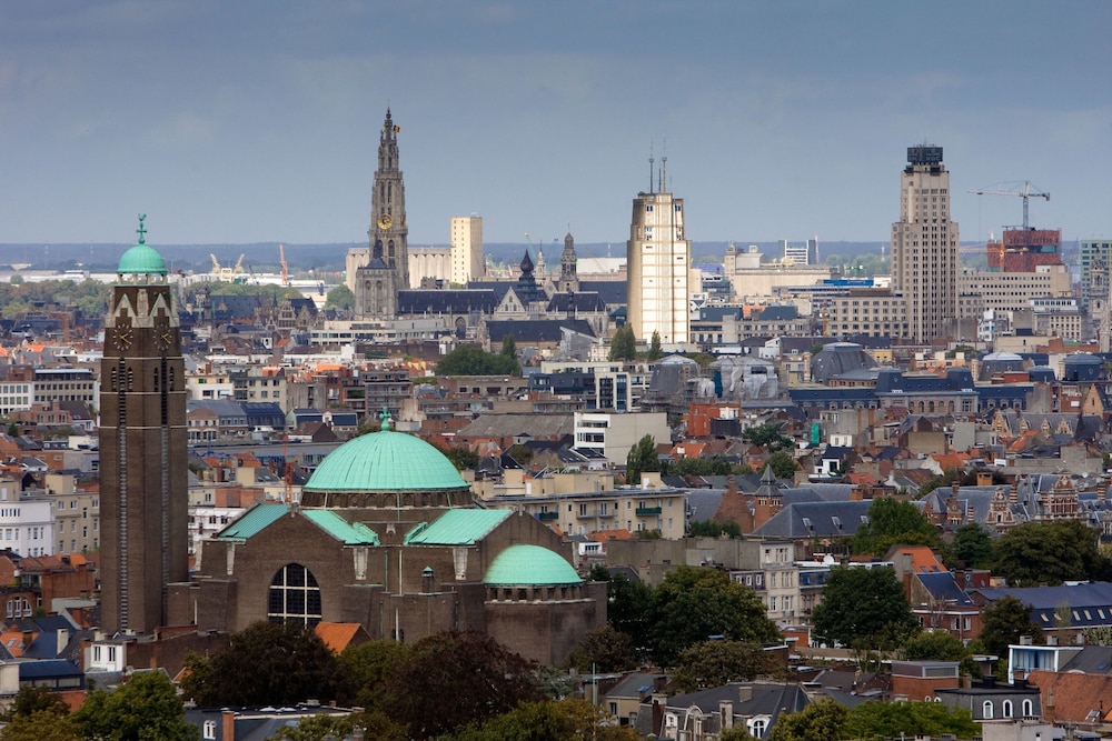 crowne plaza antwerp by ihg
