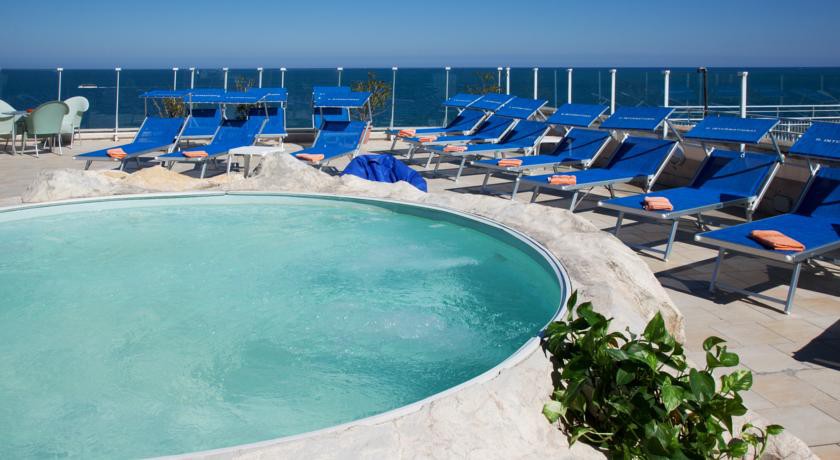hotel international