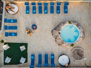 hotel international