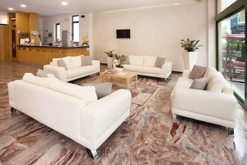 hotel international