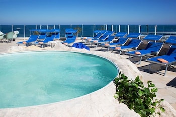 hotel international