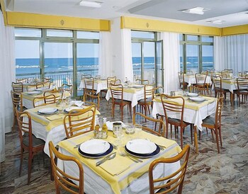 hotel international