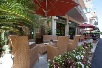 hotel international