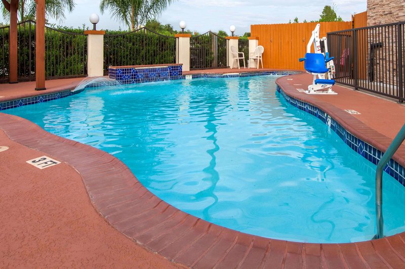 super 8 by wyndham houston willowbrook hwy 249