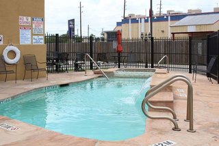 Comfort Suites Near Texas Medical Center - Nrg Stadium,Downtown Houston>>Astrodome,3 star
