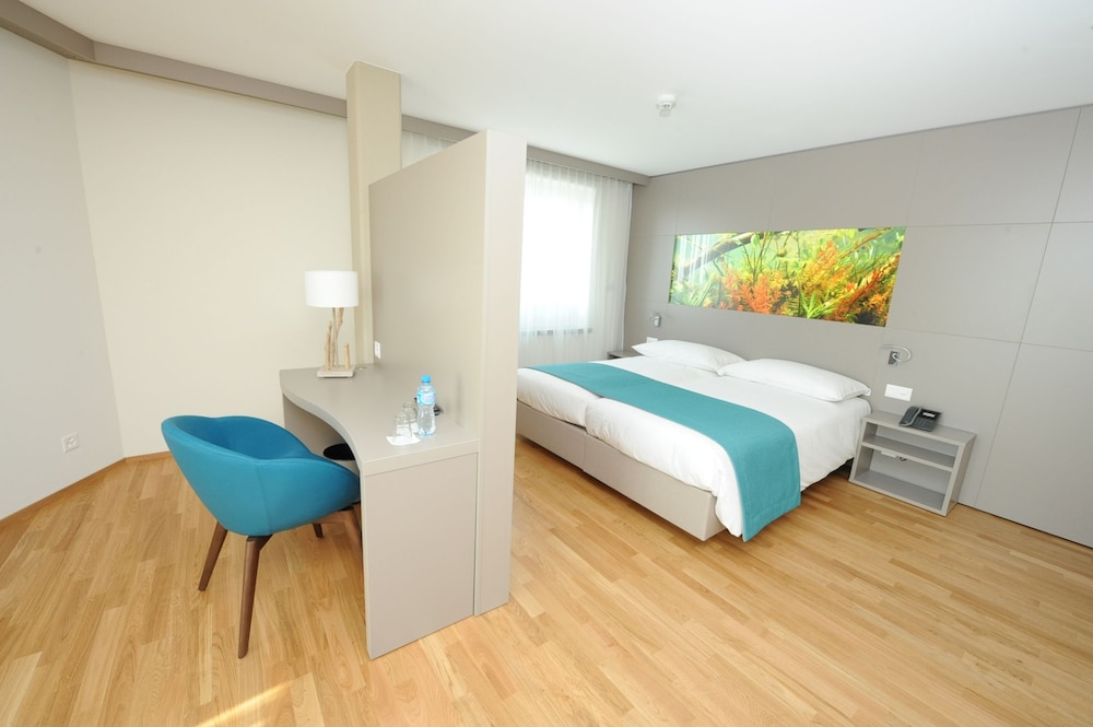 aquatis hotel