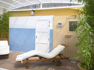 Hotel Jeni & Restaurant,Near Monte Toro,3 star