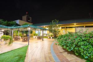 hotel golden park internacional foz and convencoes by nacional inn