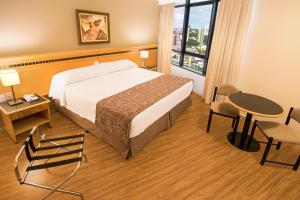 hotel golden park internacional foz and convencoes by nacional inn