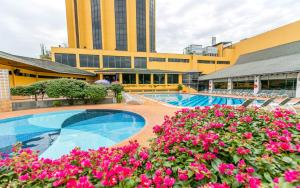 hotel golden park internacional foz and convencoes by nacional inn