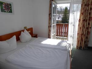 Parkhotel Bad Brambach,Bad Brambach>>Adorf,3 star