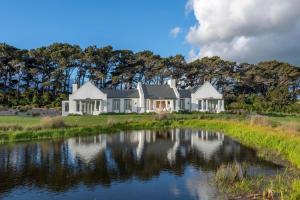 wharekauhau luxury country estate