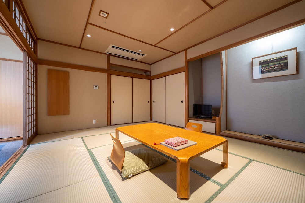 ryokufuso