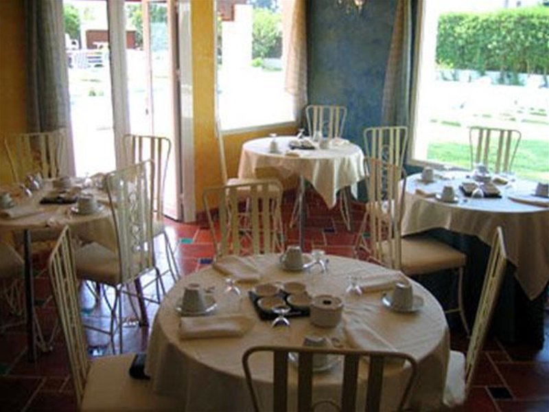 hotel torremolinos centro by croma