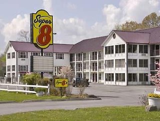 Super 8 By Wyndham Sevierville Riverside,Gatlinburg - Pigeon Forge>>Gatlinburg,2 star
