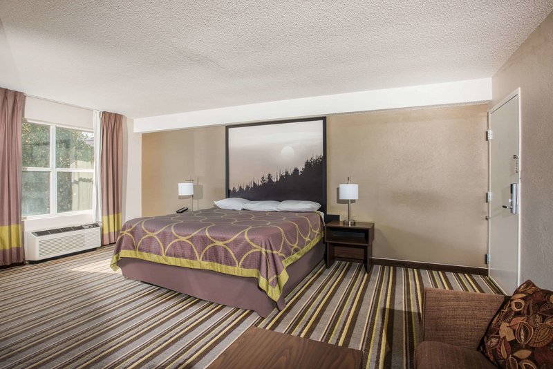 super 8 by wyndham sevierville riverside