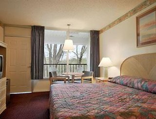 Super 8 By Wyndham Sevierville Riverside,Gatlinburg - Pigeon Forge>>Gatlinburg,2 star