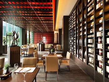 banyan tree shanghai on the bund