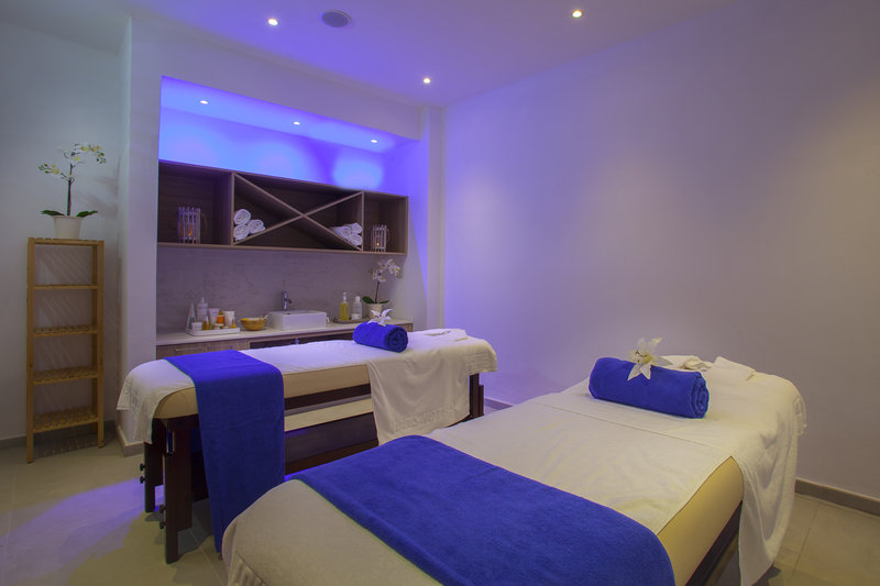 louis st elias resort and waterpark