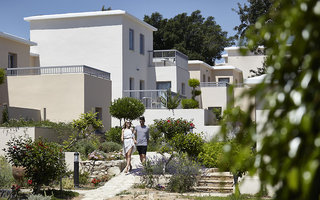 louis st elias resort and waterpark