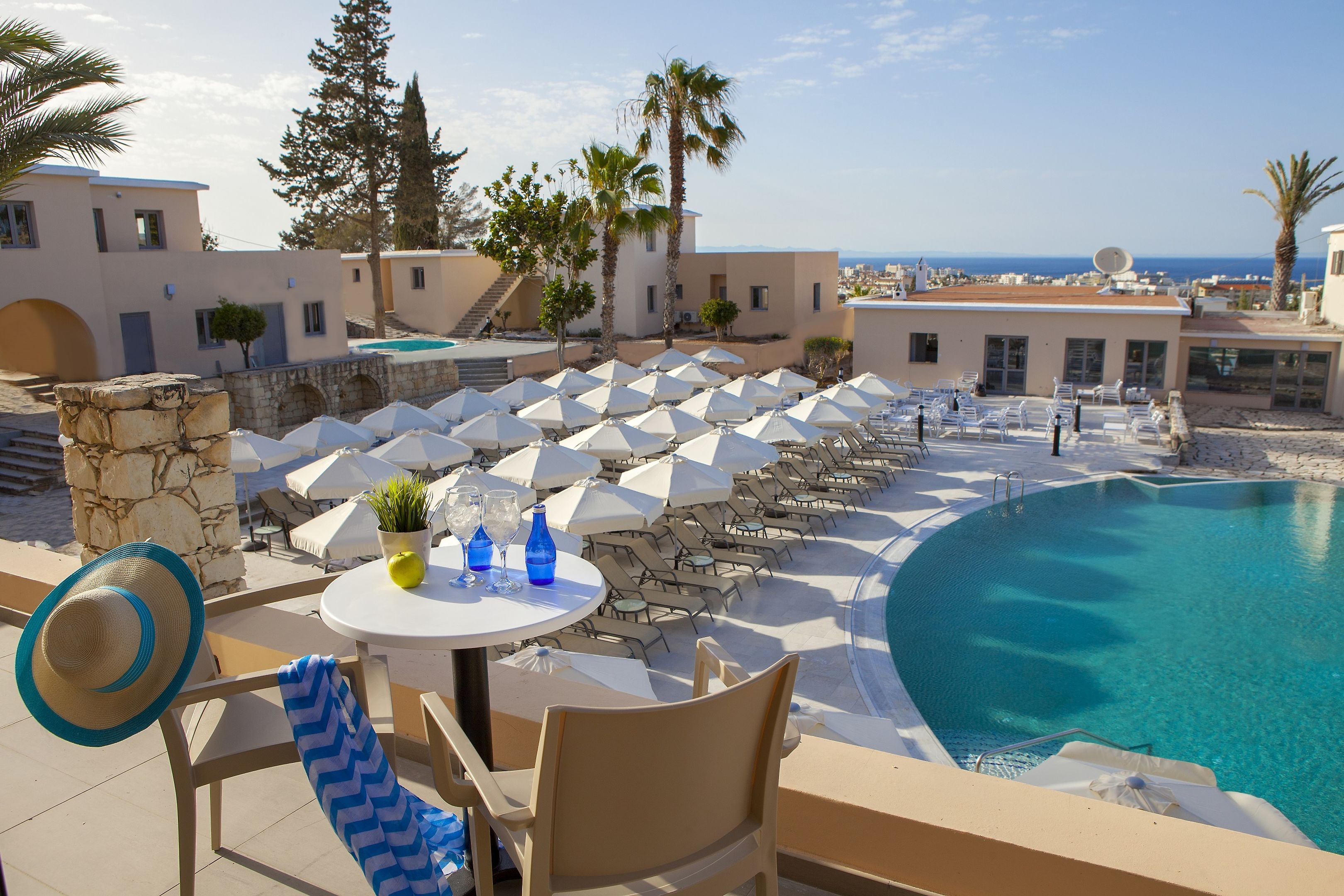 louis st elias resort and waterpark