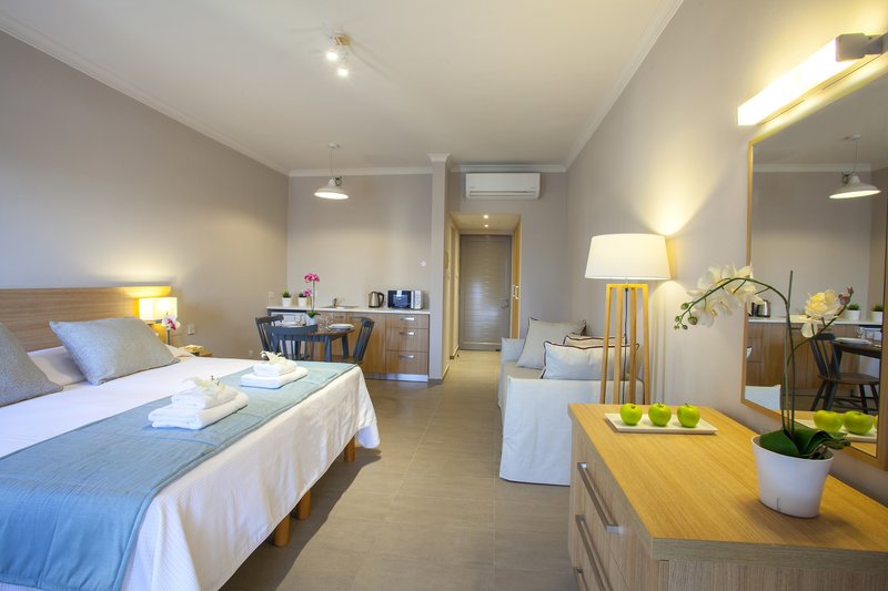 louis st elias resort and waterpark