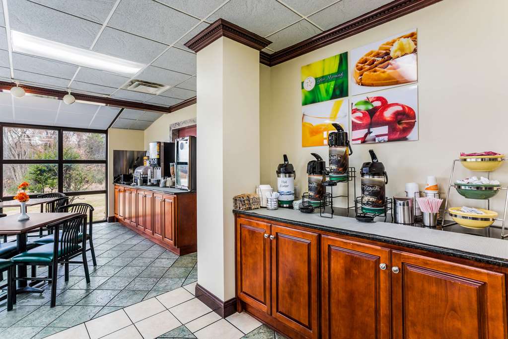 quality inn russellville
