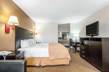 quality inn savannah south