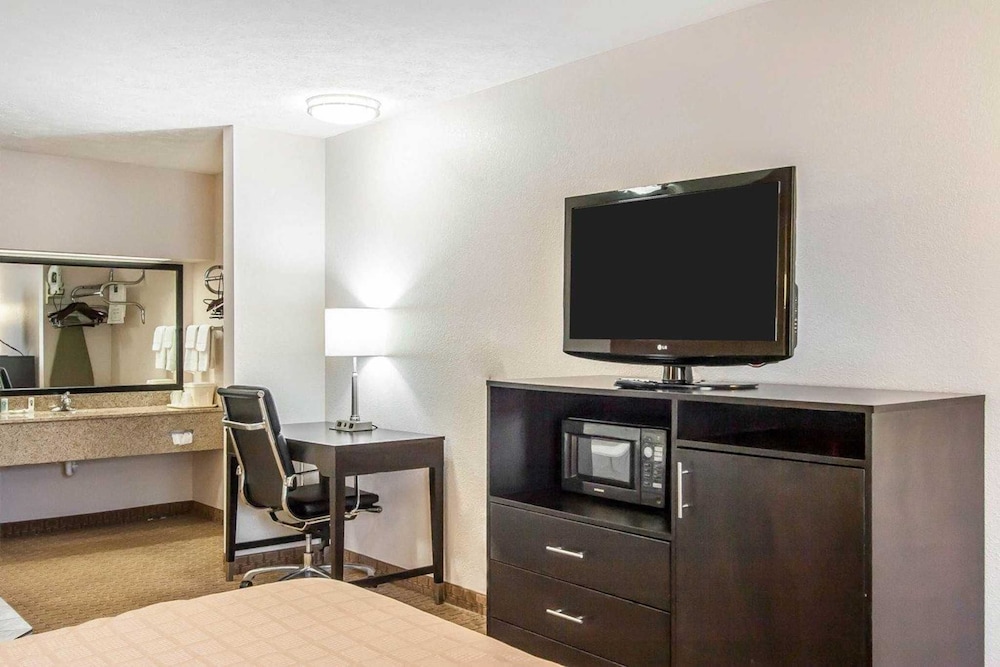 quality inn savannah south