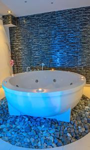 dome beach marina hotel and resort