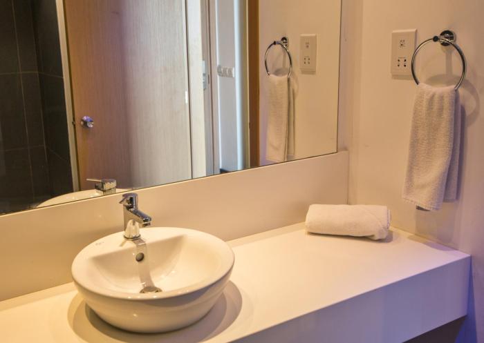 anthea hotel apartments