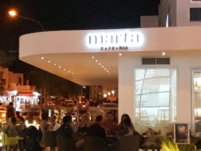 anthea hotel apartments