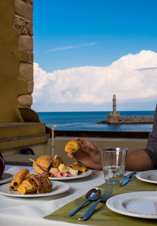elia zampeliou hotel adults only