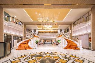 Royal Plaza On Scotts,Orchard Road>>Orchard,5 star