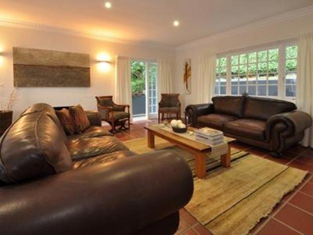 south villa guesthouse and garden