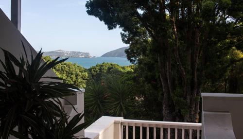 south villa guesthouse and garden