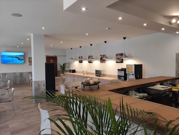 apartamentos puerta del sur