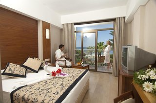 trendy side beach adults only 16