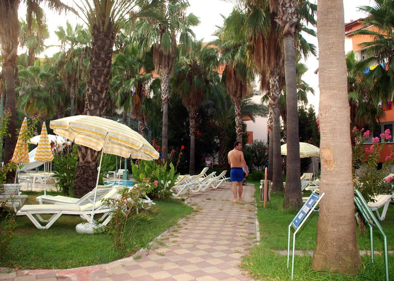 nergos garden hotel