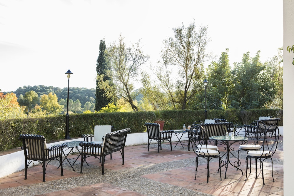 tugasa hotel las truchas