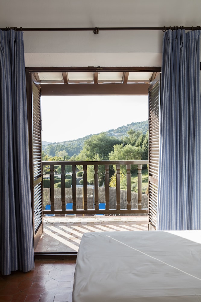 tugasa hotel las truchas