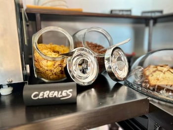 tugasa hotel las truchas