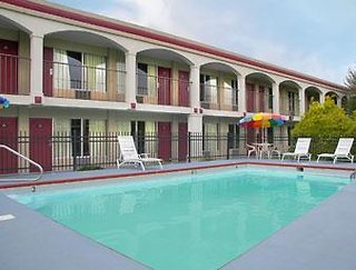 Days Inn By Wyndham Ashland,Hanover>>Ashland,2 star