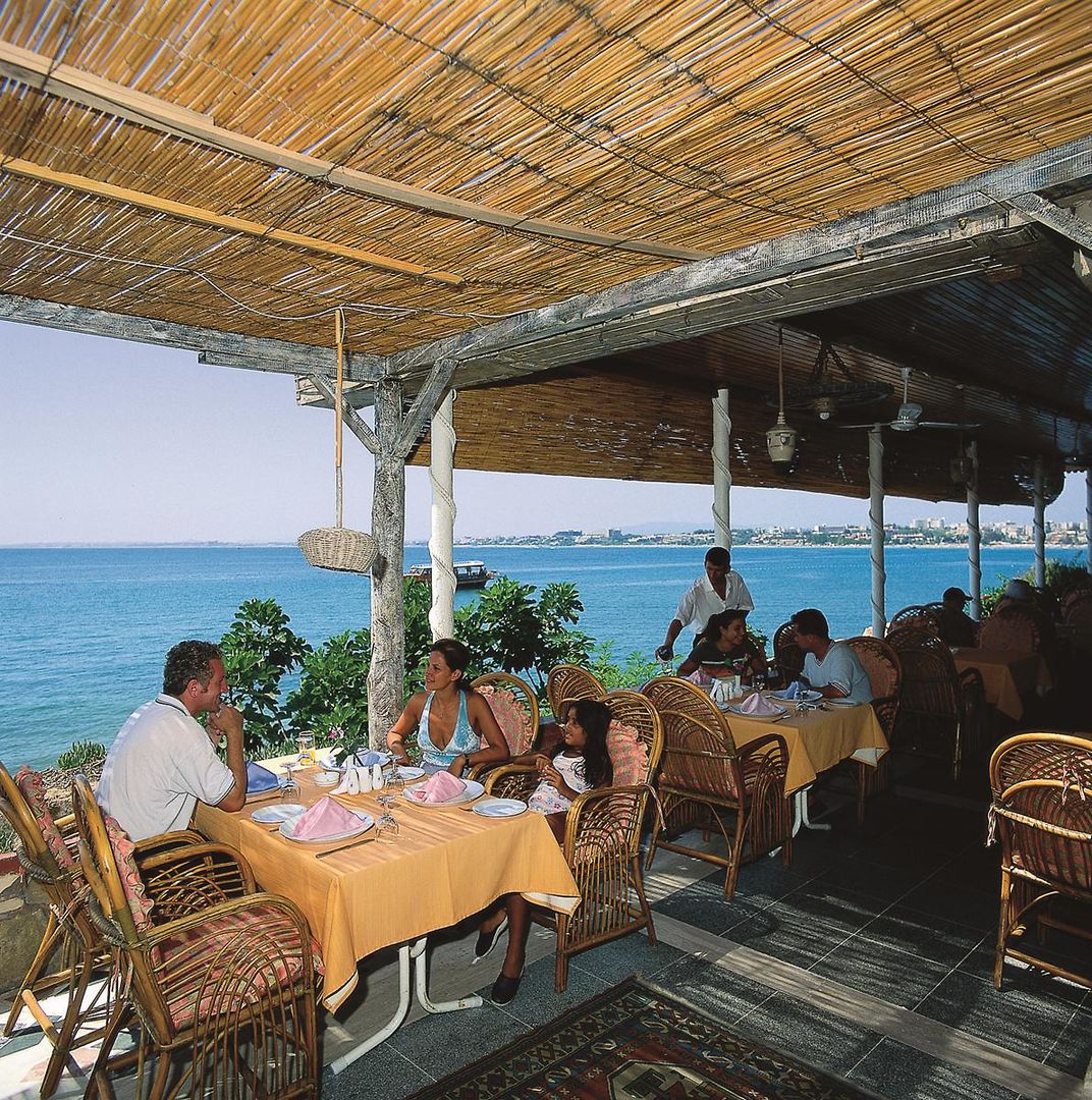 side kleopatra beach hotel